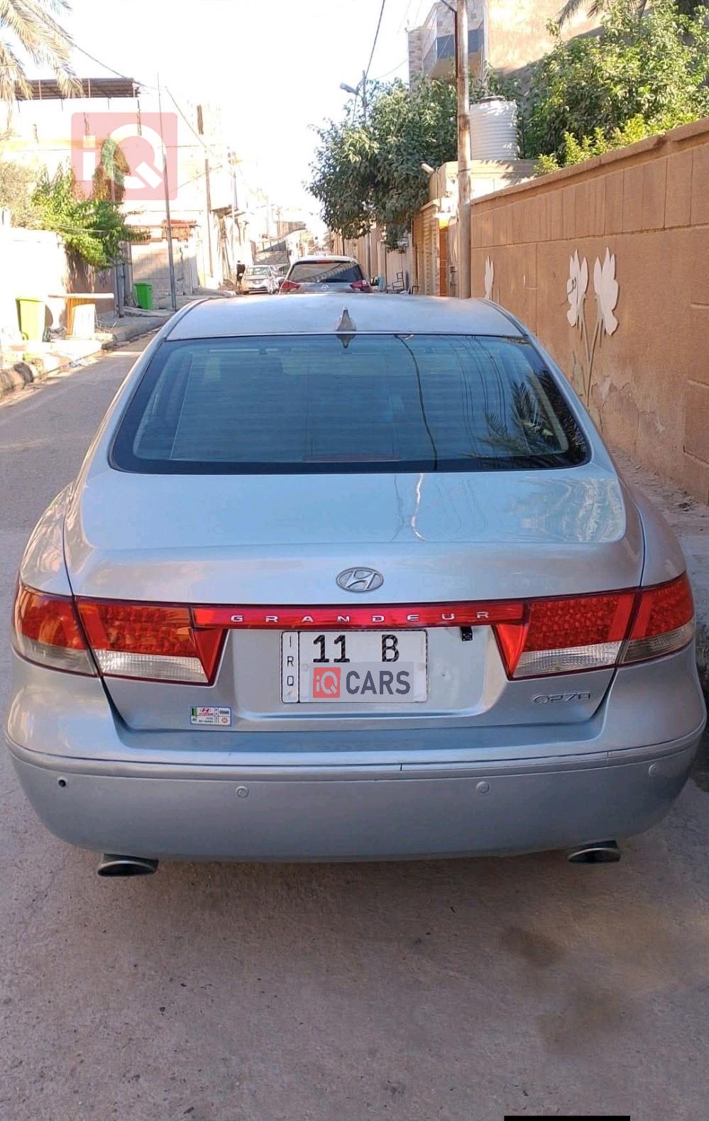 Hyundai Azera